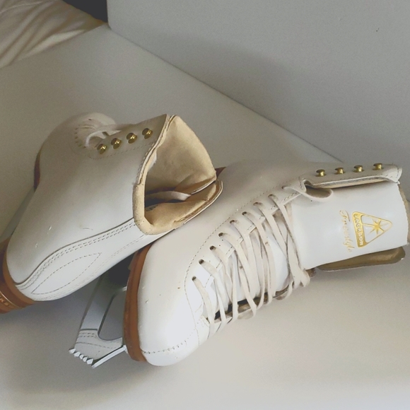 Jackson Ultima freesty- sizes 5B . - Picture 2 of 6